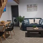 Christine Esc Loft Апартаменты Афионас